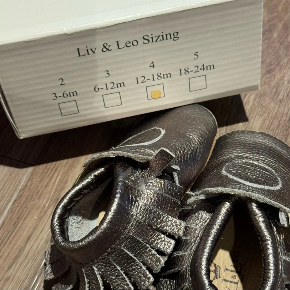 Liv&Leo Grey Sparkling Baby Shoes